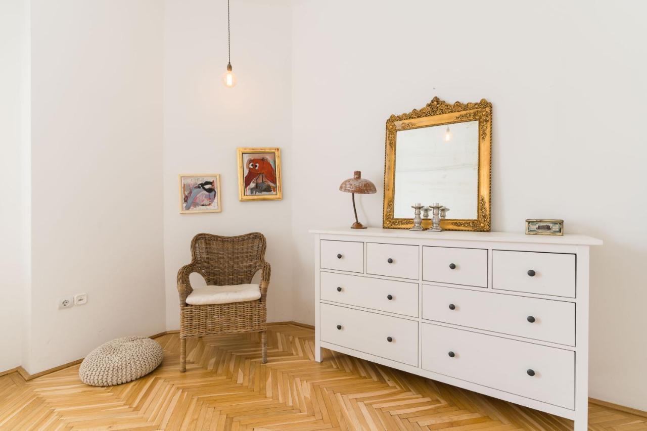 Klauzal Apartment W/3 Bedrooms, French Balcony 布达佩斯 外观 照片