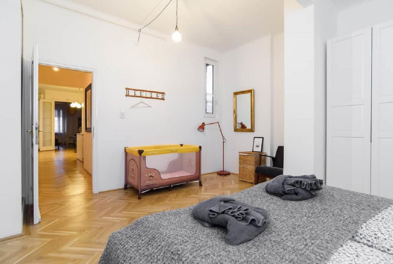 Klauzal Apartment W/3 Bedrooms, French Balcony 布达佩斯 外观 照片